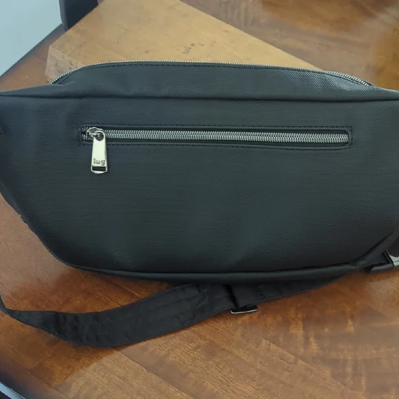 Lug Men's Black Belt Bag - Picture 4 of 6